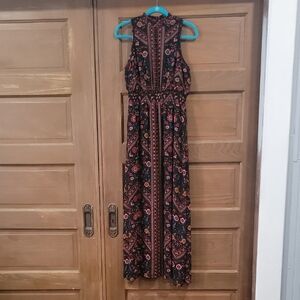 Floral Sleeveless Maxi Dress - Black and Red